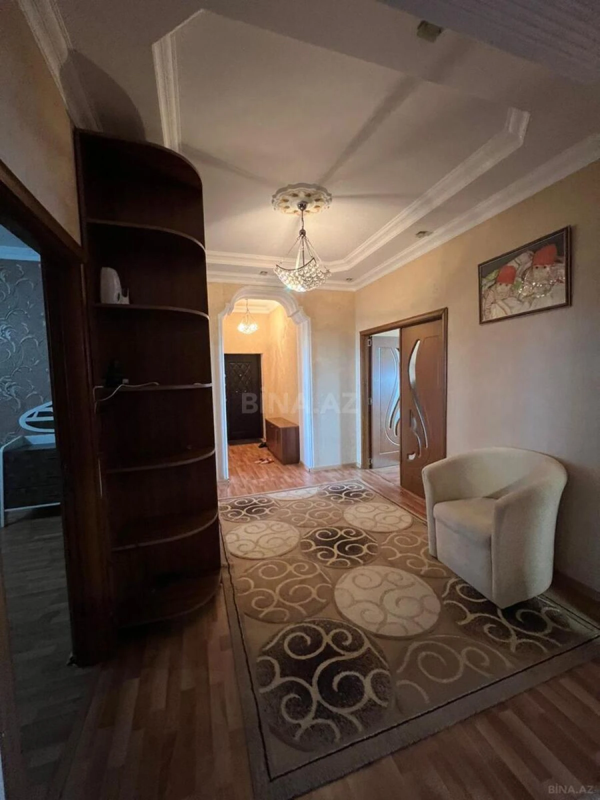 Satılır 3 otaqlı mənzil 126 m²