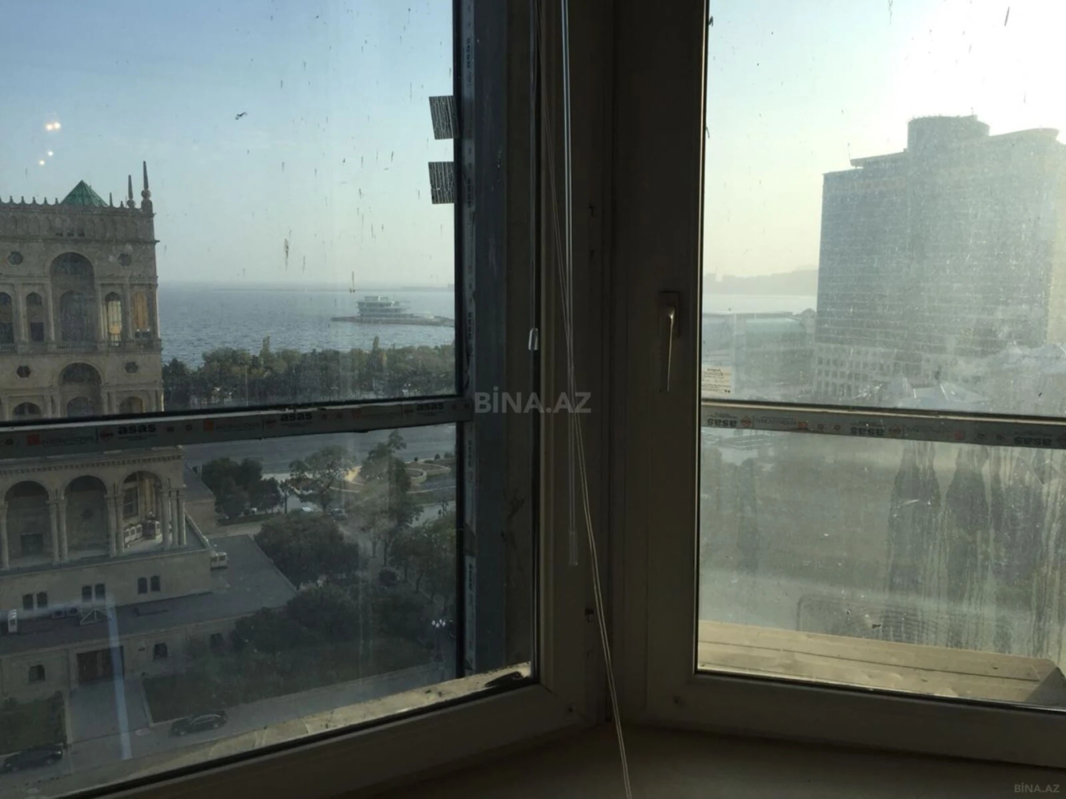 Kirayə verilir 2 otaqlı mənzil 80 m²