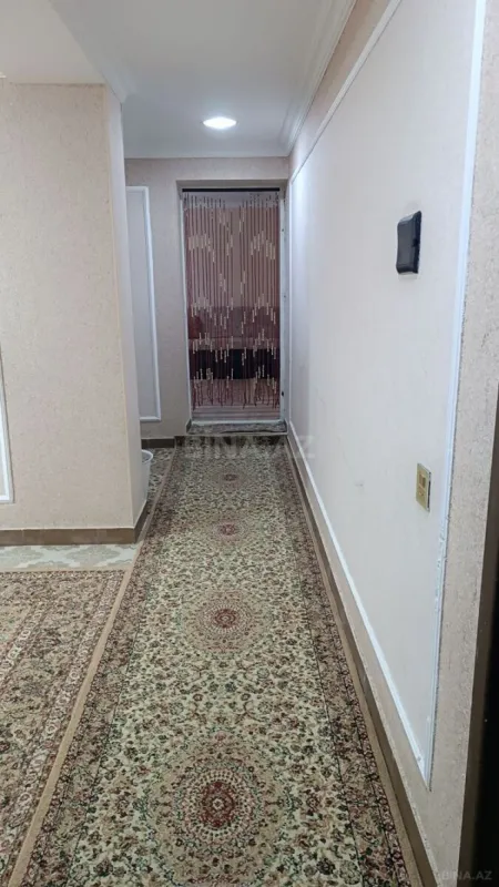 Satılır 5 otaqlı həyət evi 202 m²