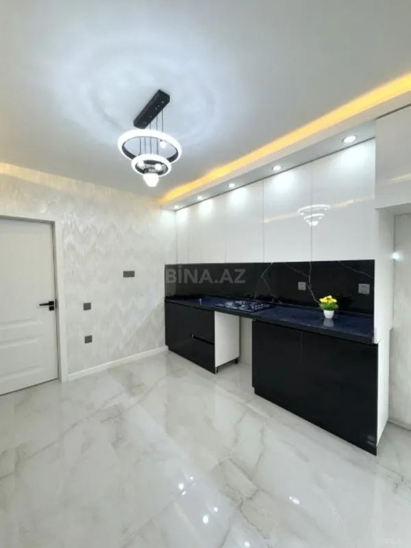 Satılır 2 otaqlı mənzil 65 m²