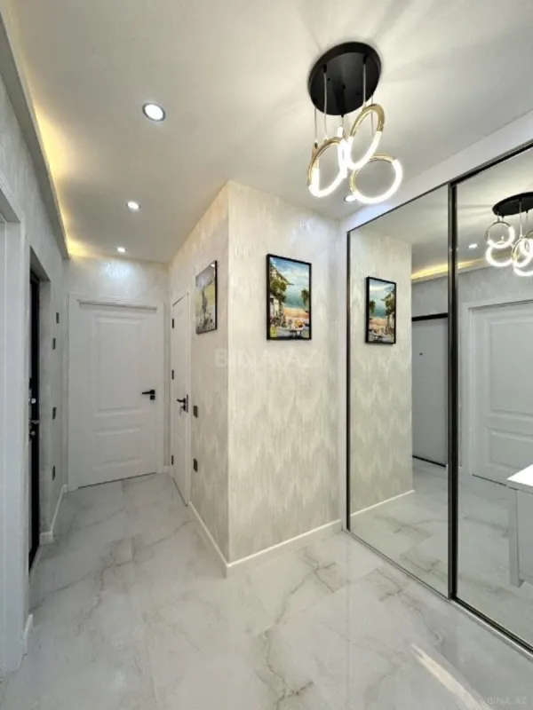 Satılır 2 otaqlı mənzil 65 m²