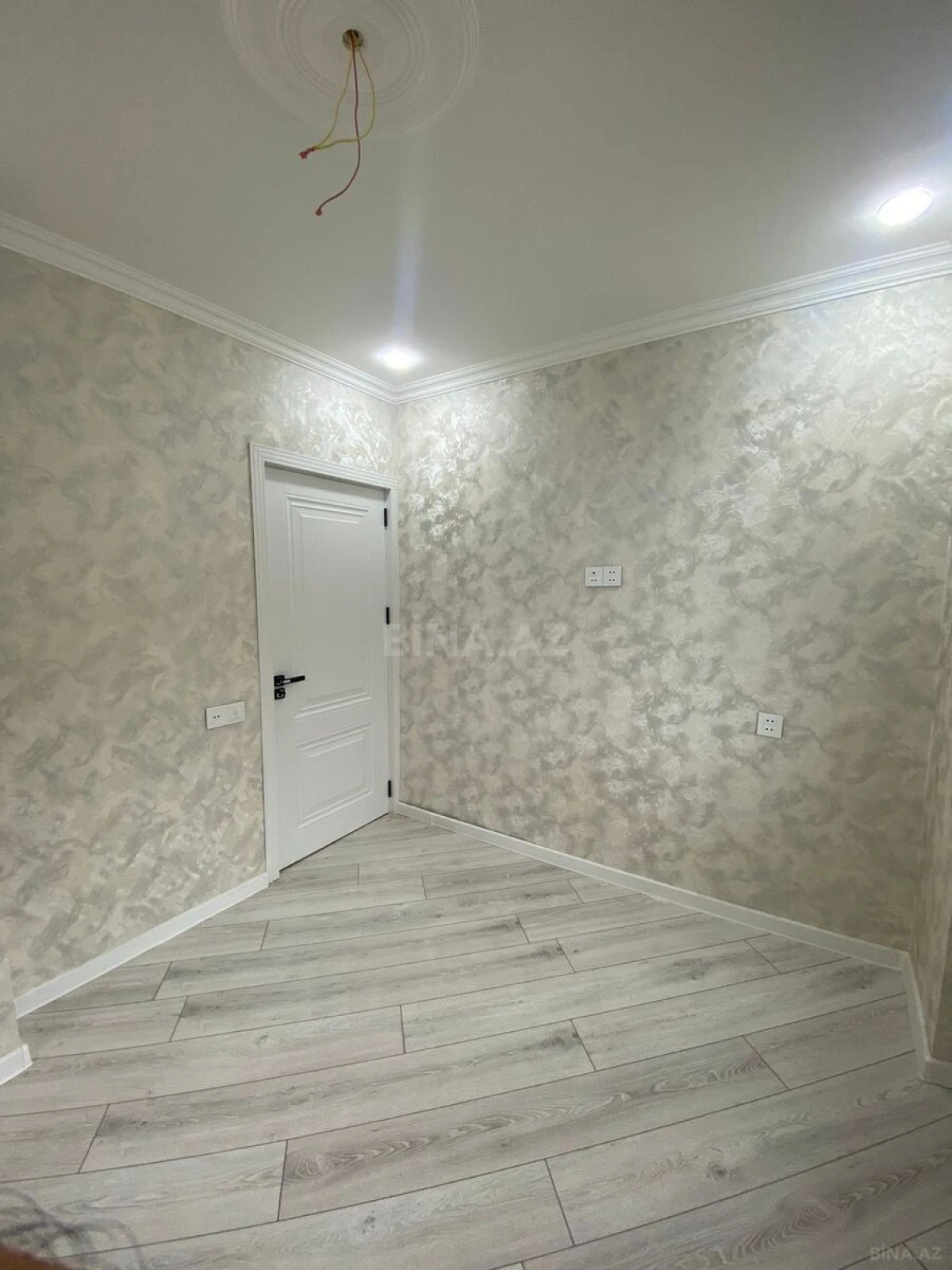 Satılır 3 otaqlı mənzil 65 m²