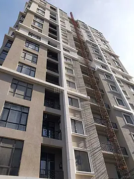 Satılır 3 otaqlı mənzil 135 m²