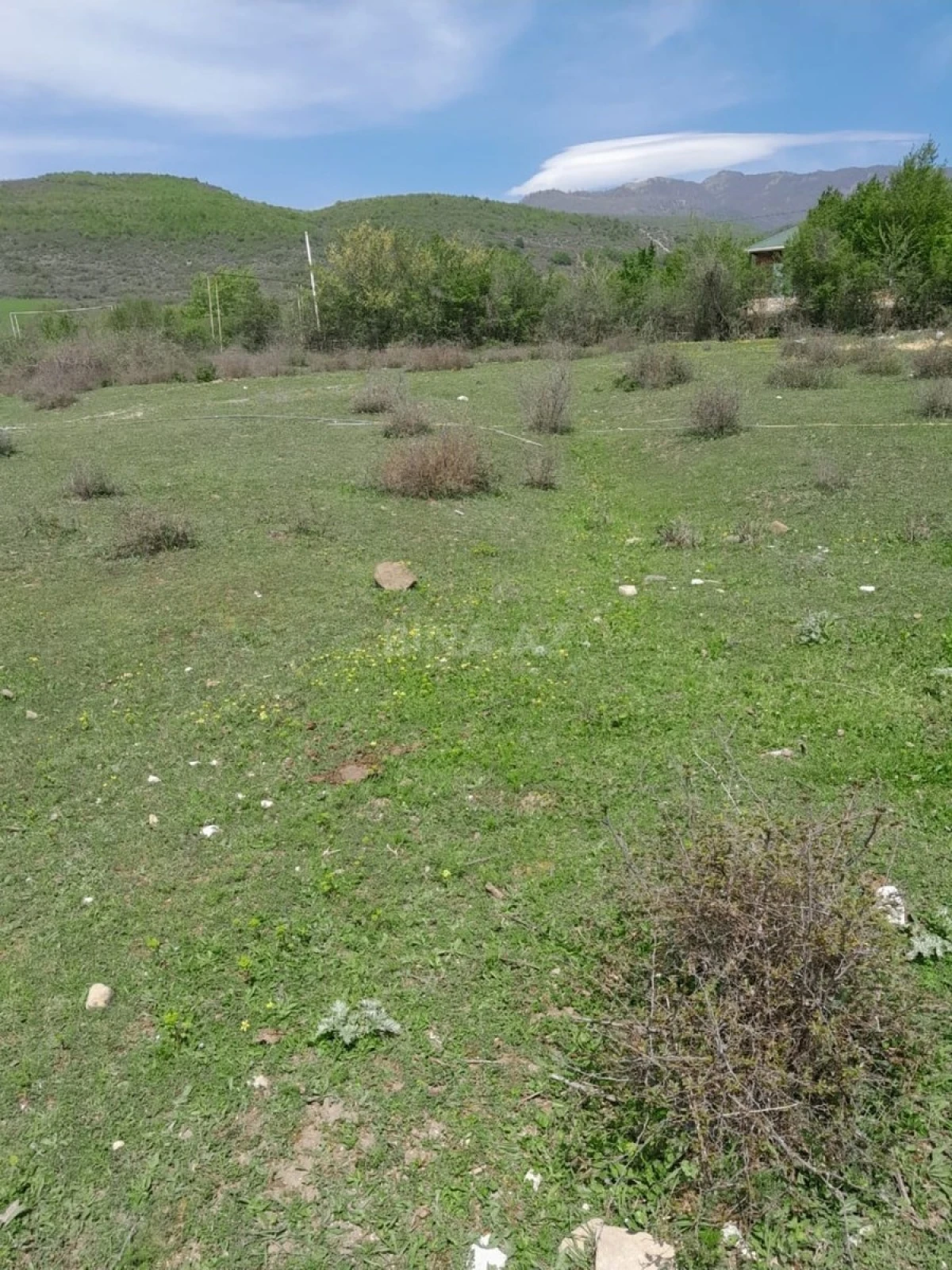 Satılır torpaq sahəsi 27 m²