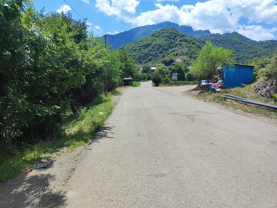 Satılır 2 otaqlı həyət evi 82.7 m²