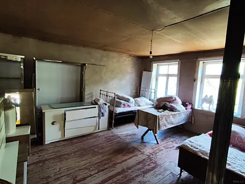 Satılır 2 otaqlı həyət evi 82.7 m²