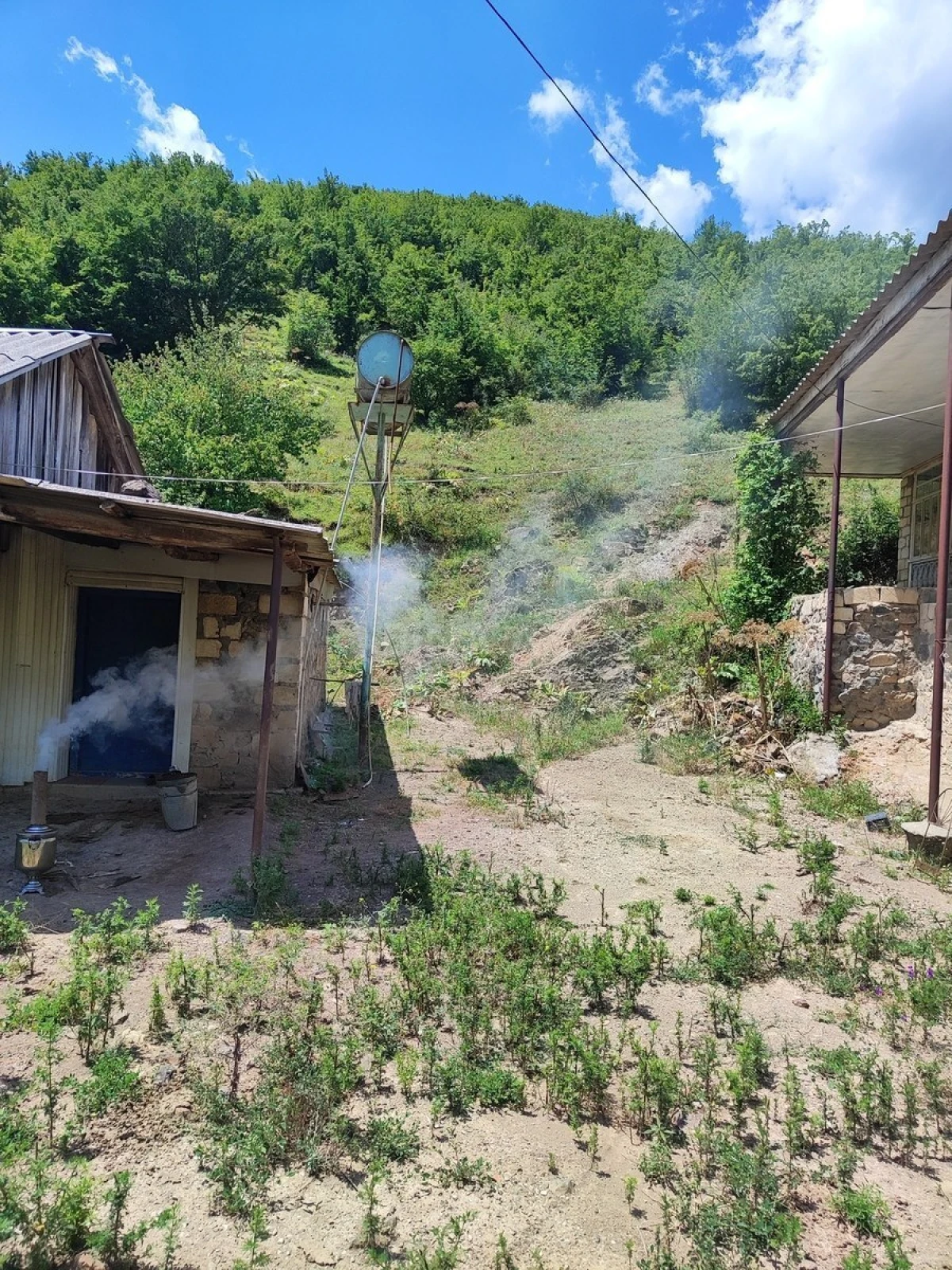 Satılır 2 otaqlı həyət evi 82.7 m²