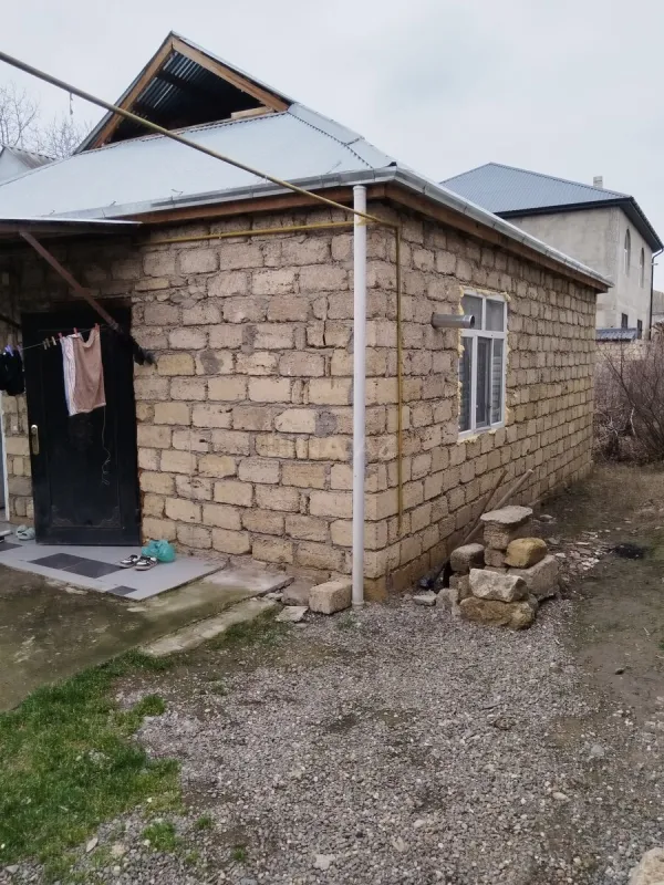 Satılır 3 otaqlı həyət evi 50 m²