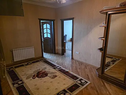 Kirayə verilir 2 otaqlı mənzil 95 m²
