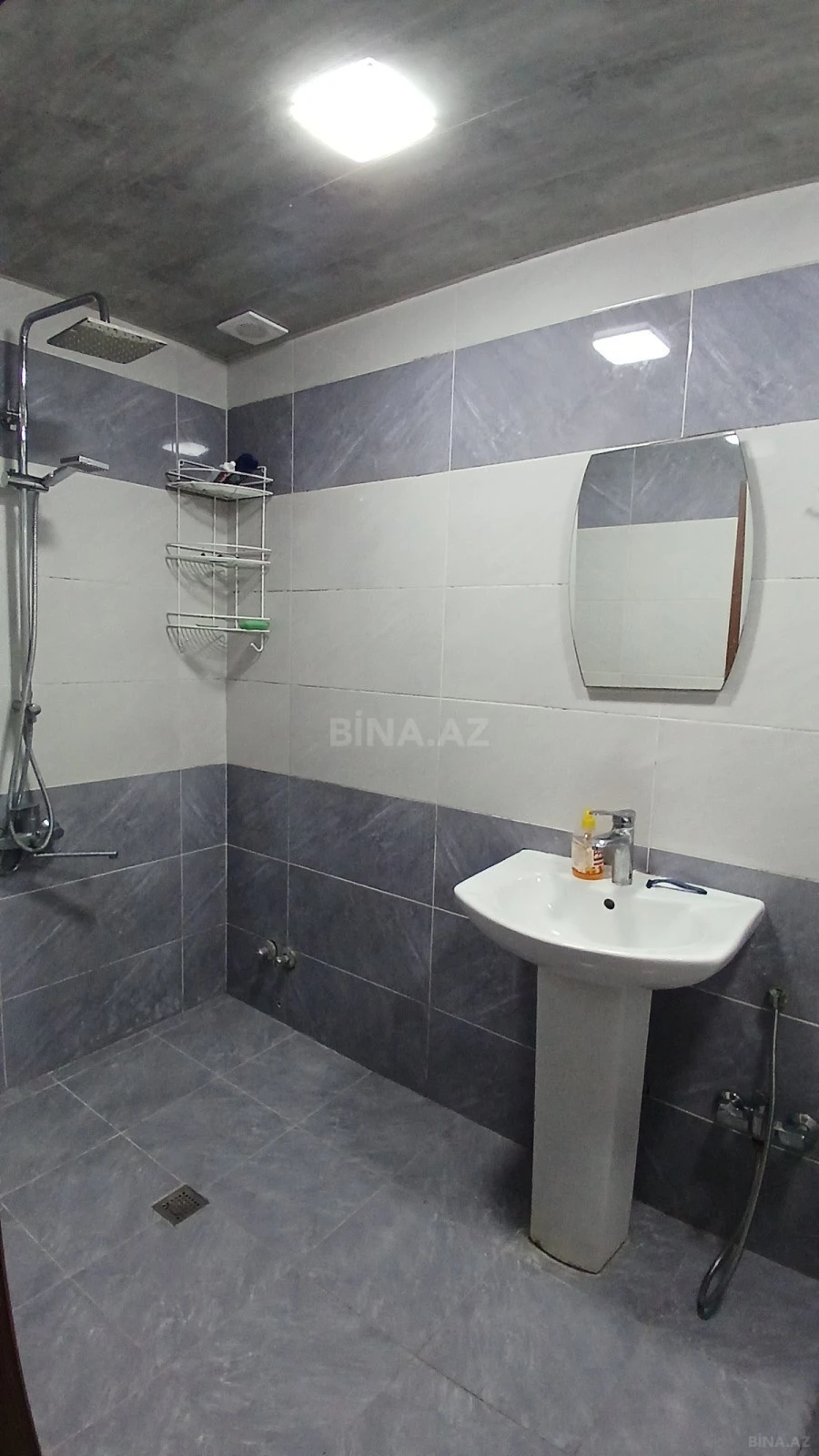 Kirayə verilir 2 otaqlı mənzil 54 m²