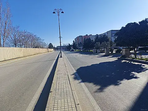 Kirayə verilir 6 otaqlı həyət evi 240 m²