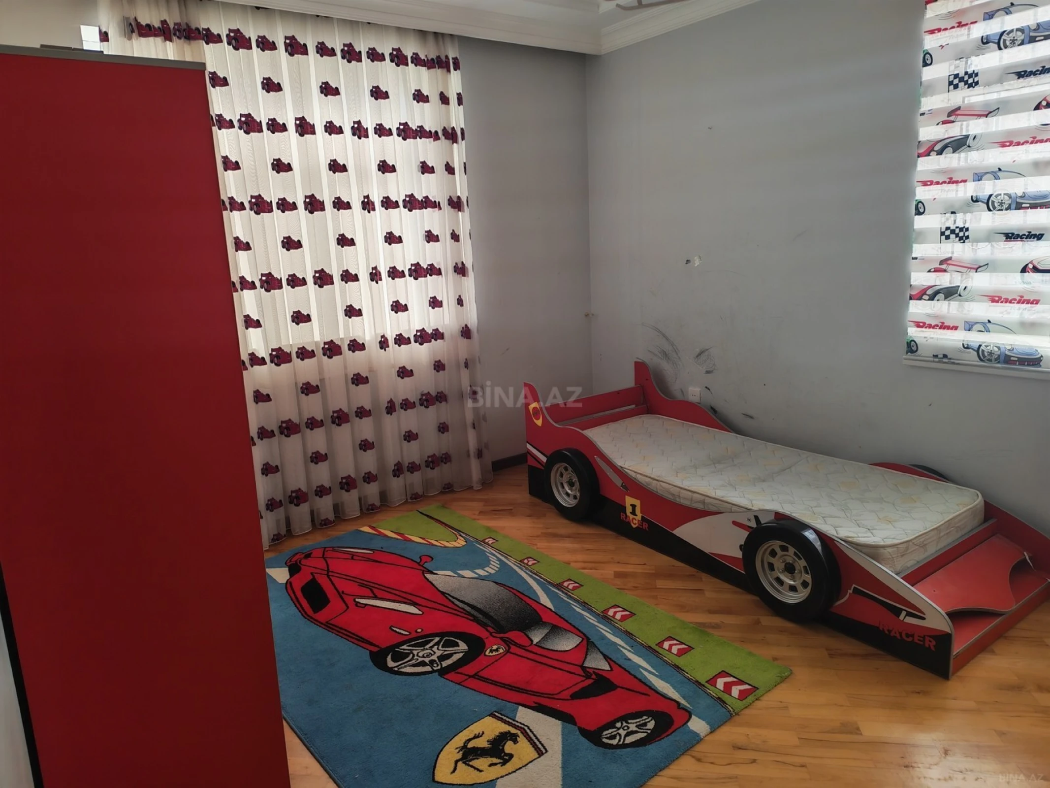 Kirayə verilir 6 otaqlı həyət evi 240 m²