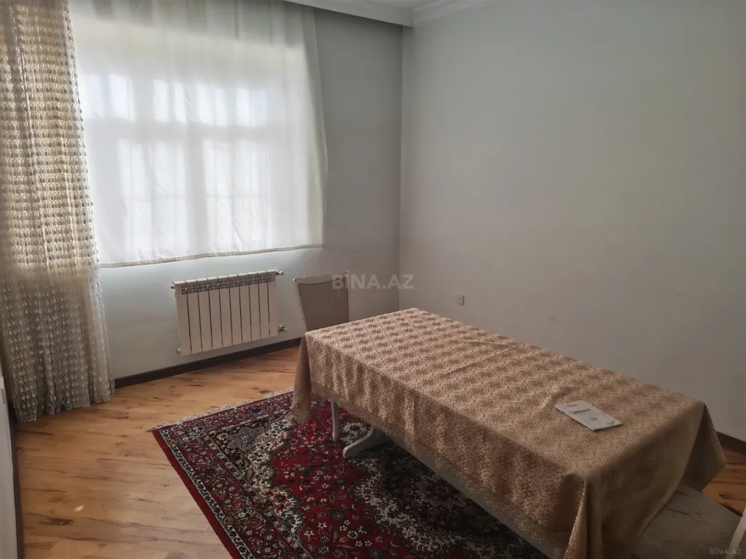 Kirayə verilir 6 otaqlı həyət evi 240 m²