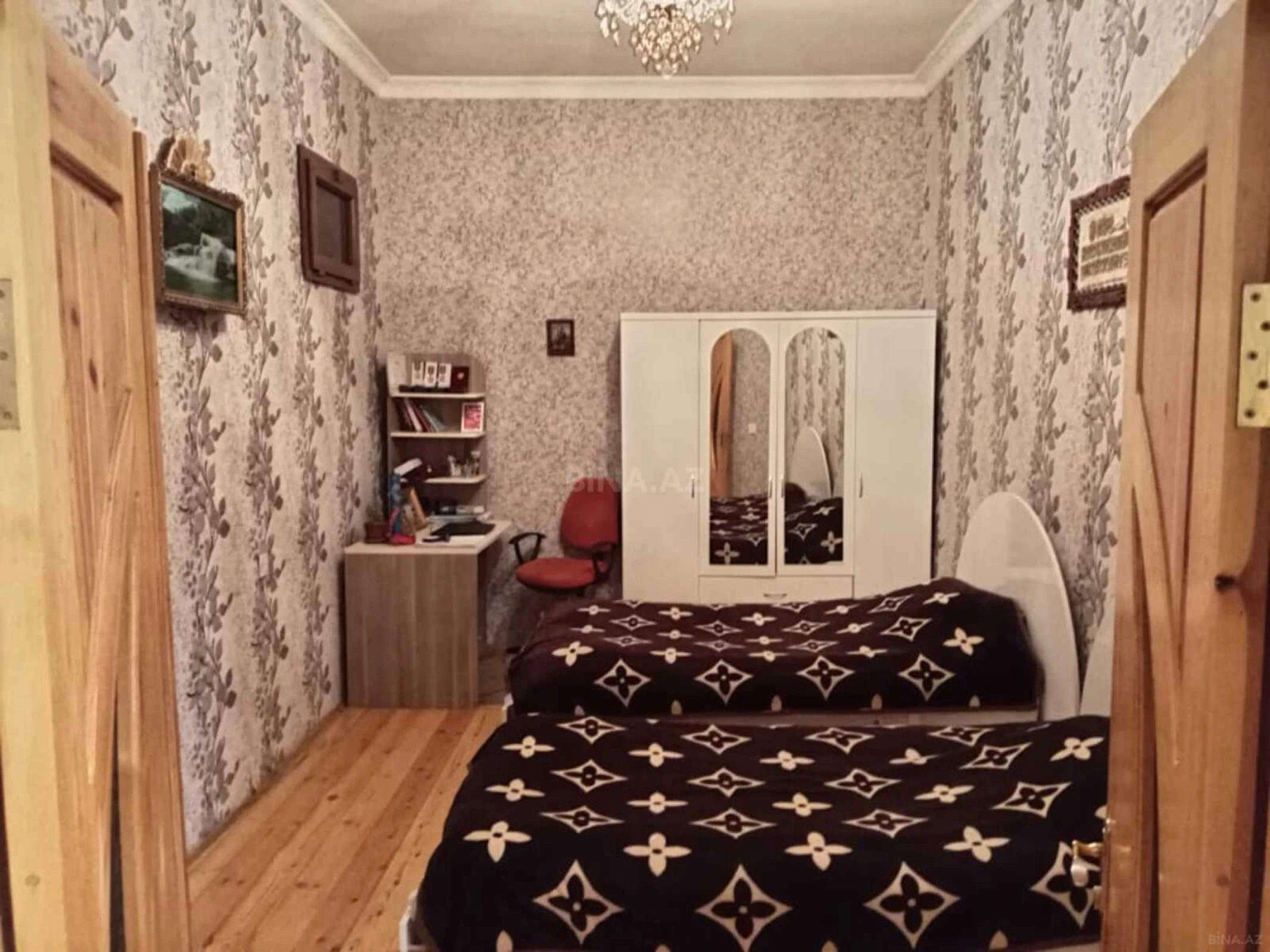 Satılır 4 otaqlı həyət evi 286 m²