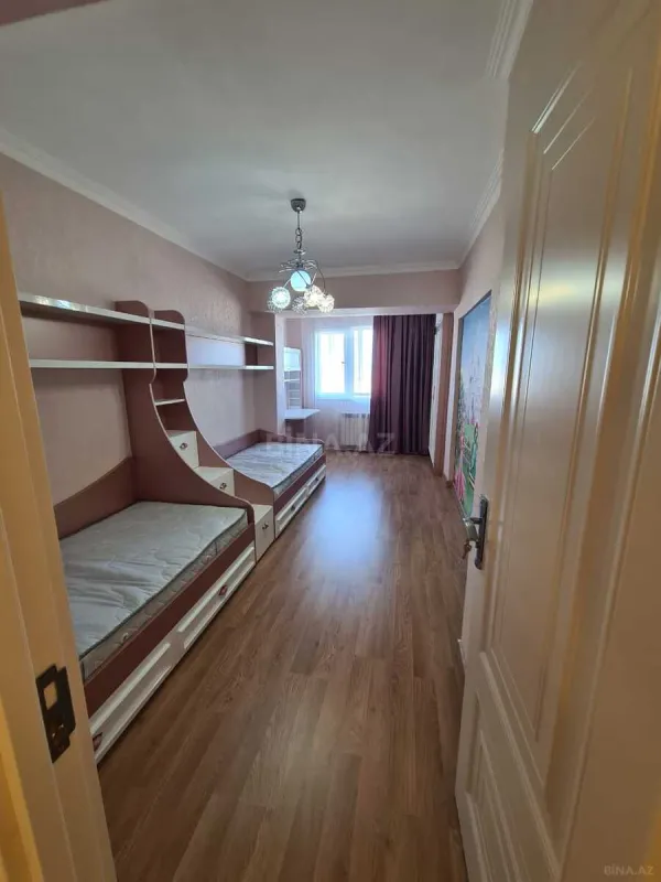 Satılır 3 otaqlı mənzil 83 m²