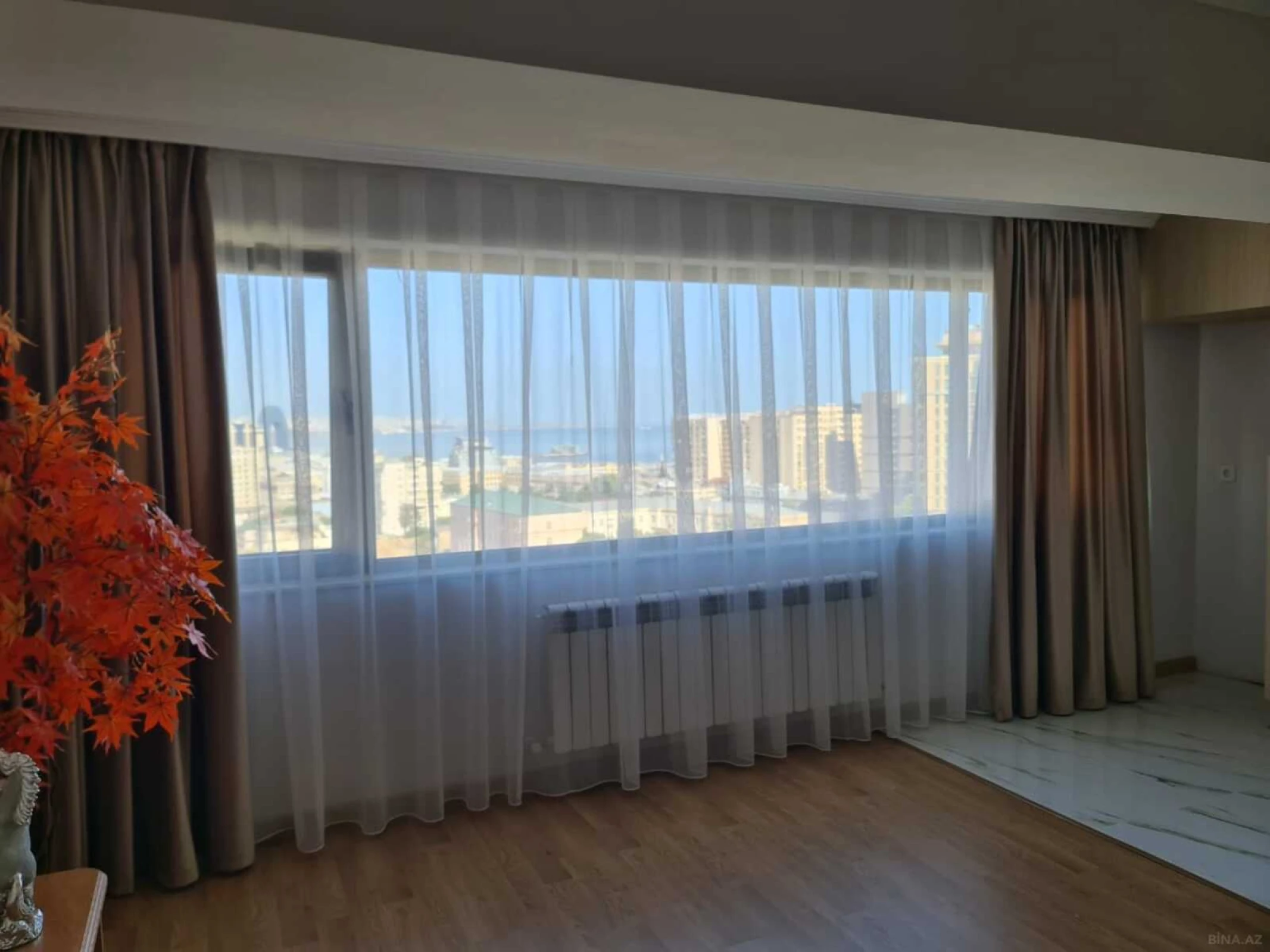 Satılır 3 otaqlı mənzil 83 m²