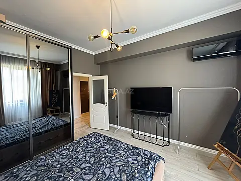 Kirayə verilir 2 otaqlı mənzil 80 m²