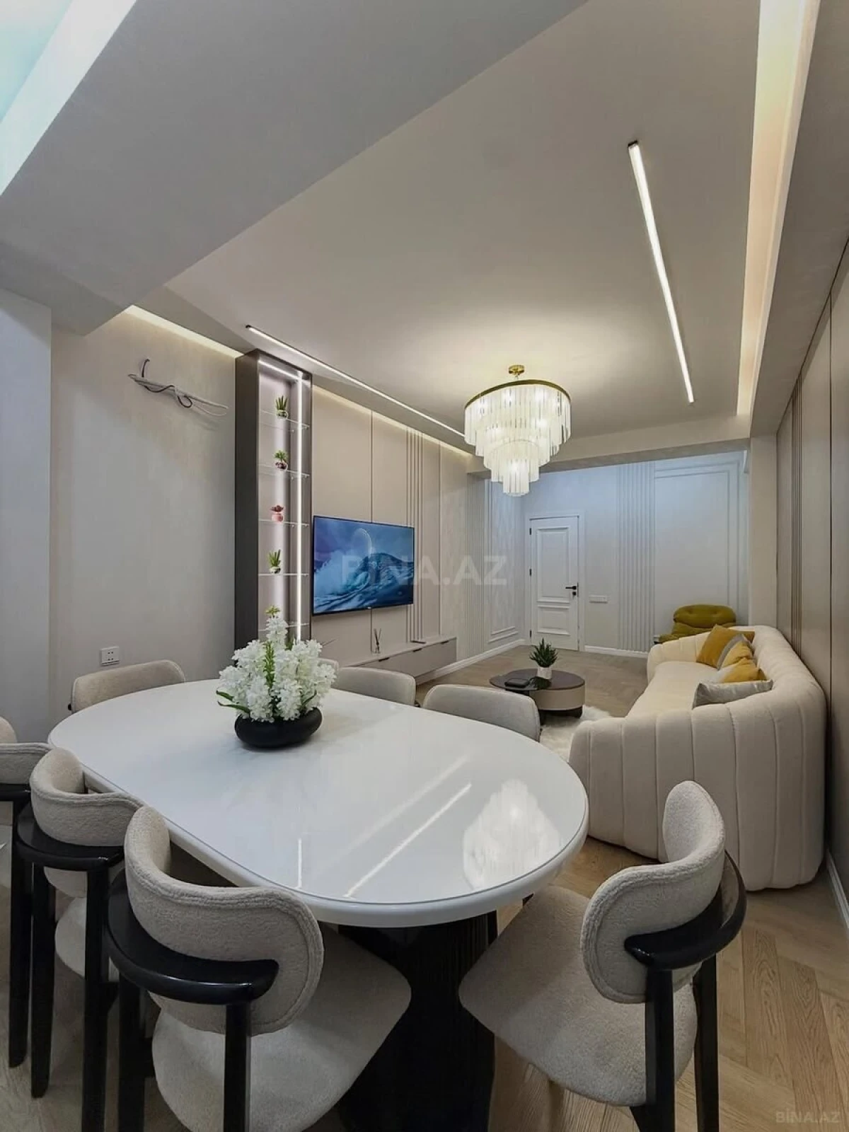 Satılır 3 otaqlı mənzil 120 m²