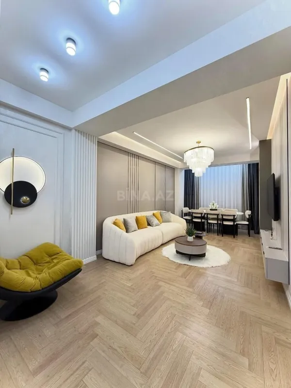 Satılır 3 otaqlı mənzil 120 m²