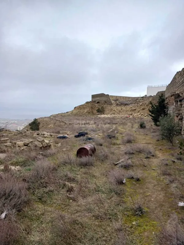 Satılır torpaq sahəsi 12 m²