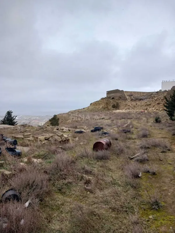 Satılır torpaq sahəsi 12 m²