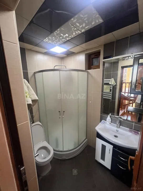 Satılır 6 otaqlı həyət evi 310 m²