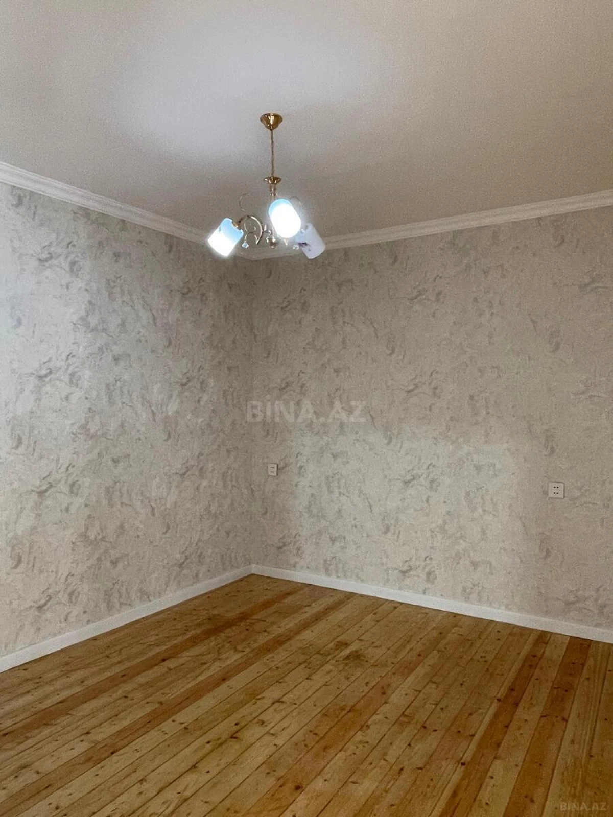 Satılır 2 otaqlı mənzil 25 m²