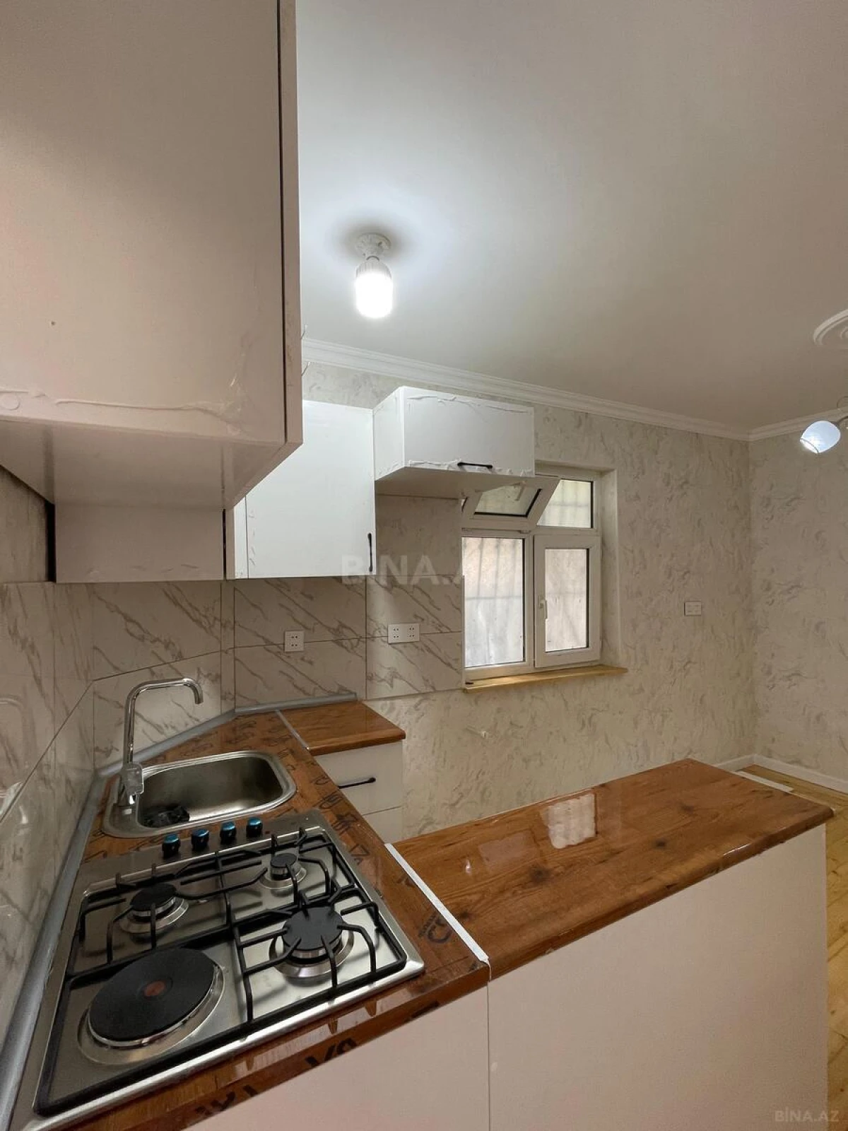 Satılır 2 otaqlı mənzil 25 m²