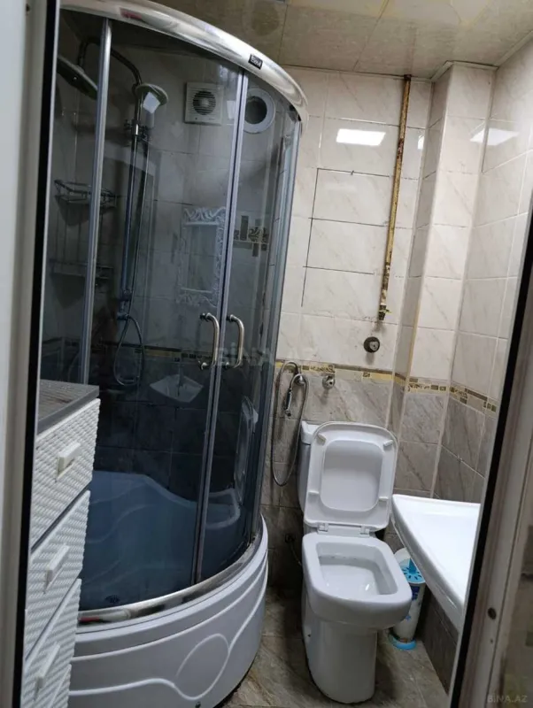Kirayə verilir 2 otaqlı mənzil 55 m²