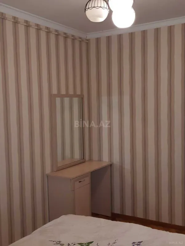 Kirayə verilir 2 otaqlı mənzil 64 m²
