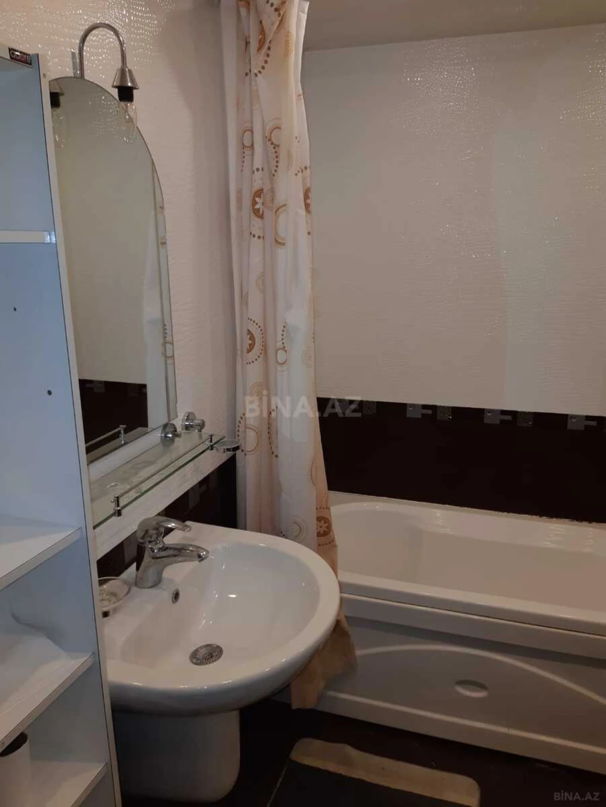 Kirayə verilir 2 otaqlı mənzil 64 m²