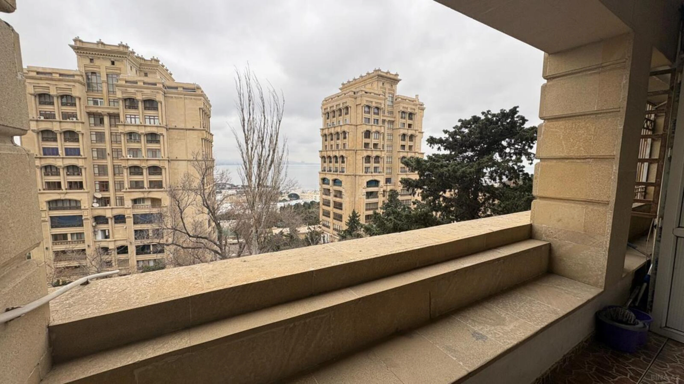 Kirayə verilir 2 otaqlı mənzil 64 m²