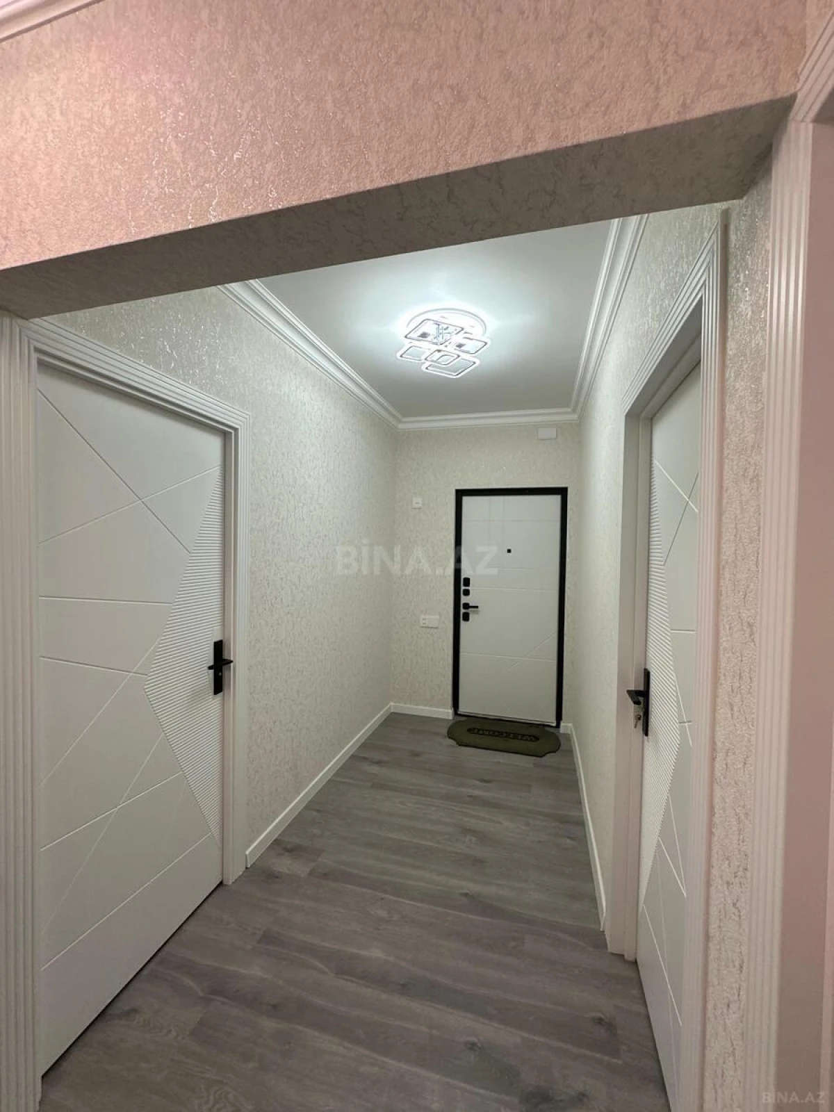 Satılır 3 otaqlı mənzil 82 m²