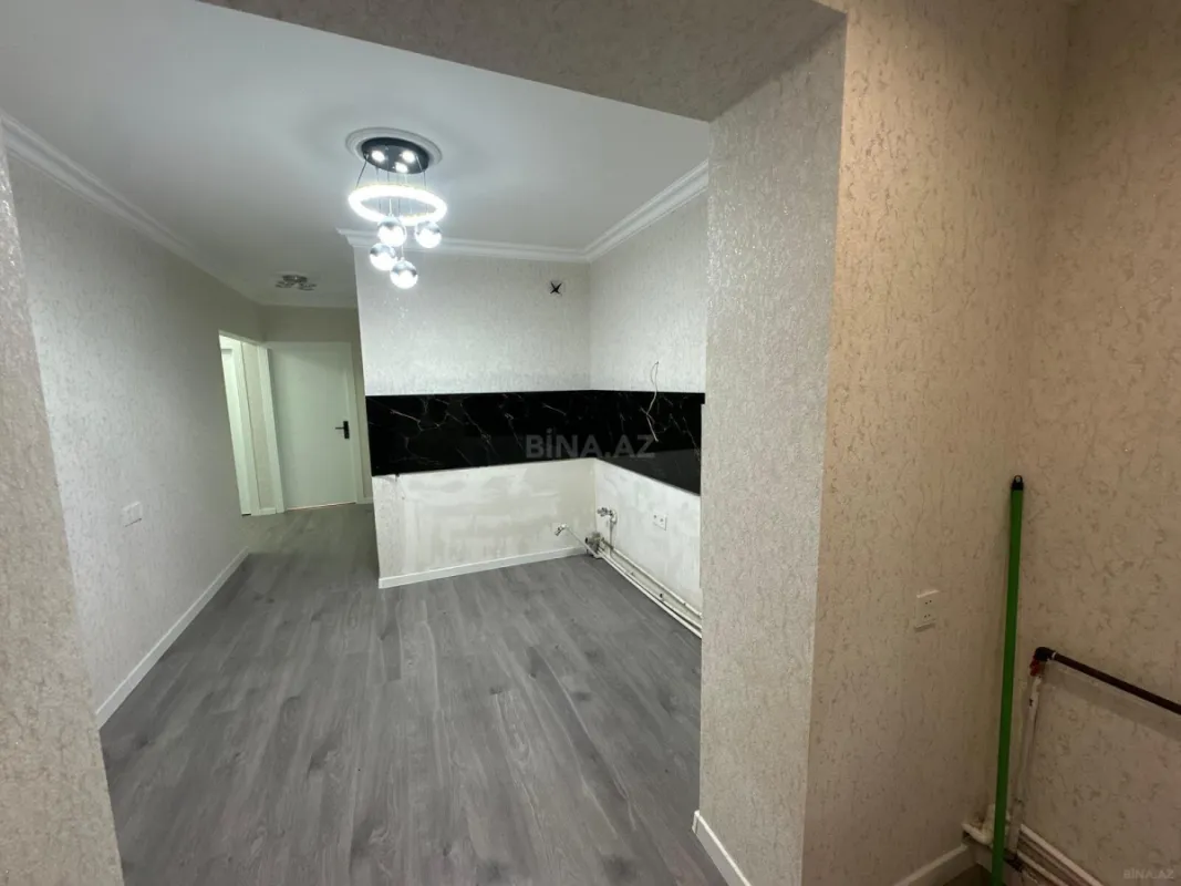 Satılır 3 otaqlı mənzil 82 m²