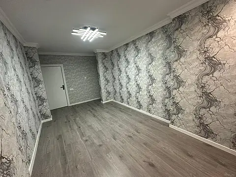 Satılır 3 otaqlı mənzil 82 m²