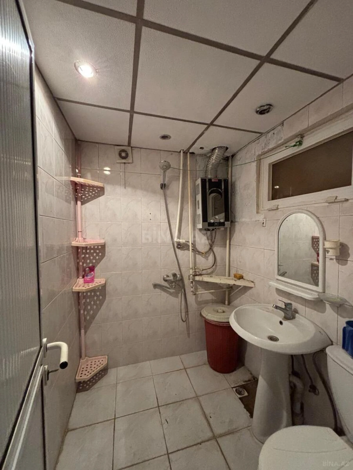 Kirayə verilir 2 otaqlı mənzil 45 m²