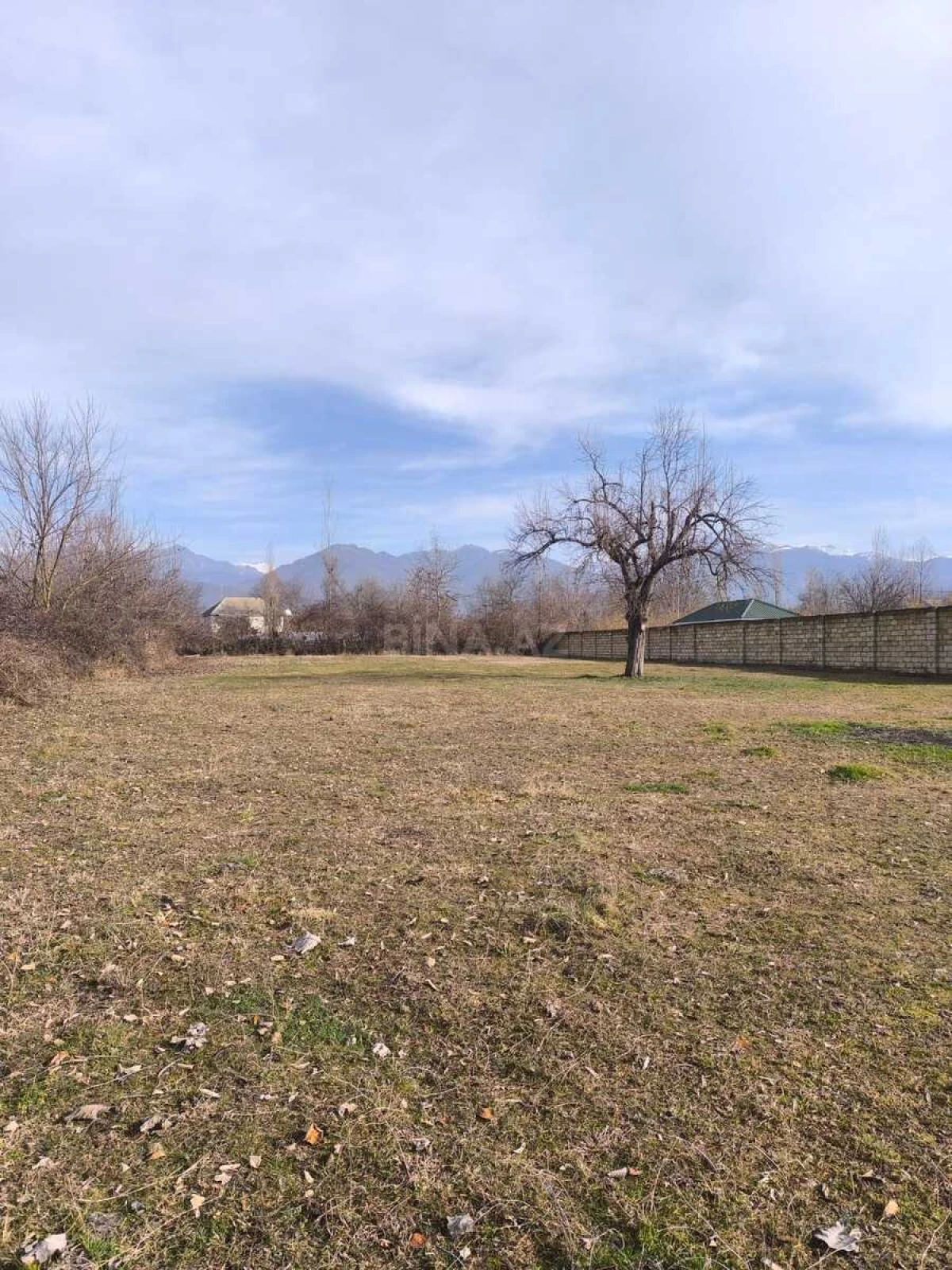 Satılır torpaq sahəsi 10 m²