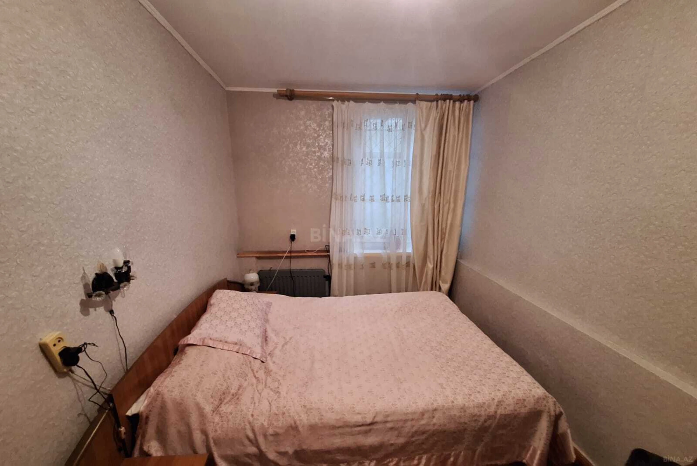 Satılır 6 otaqlı həyət evi 100 m²