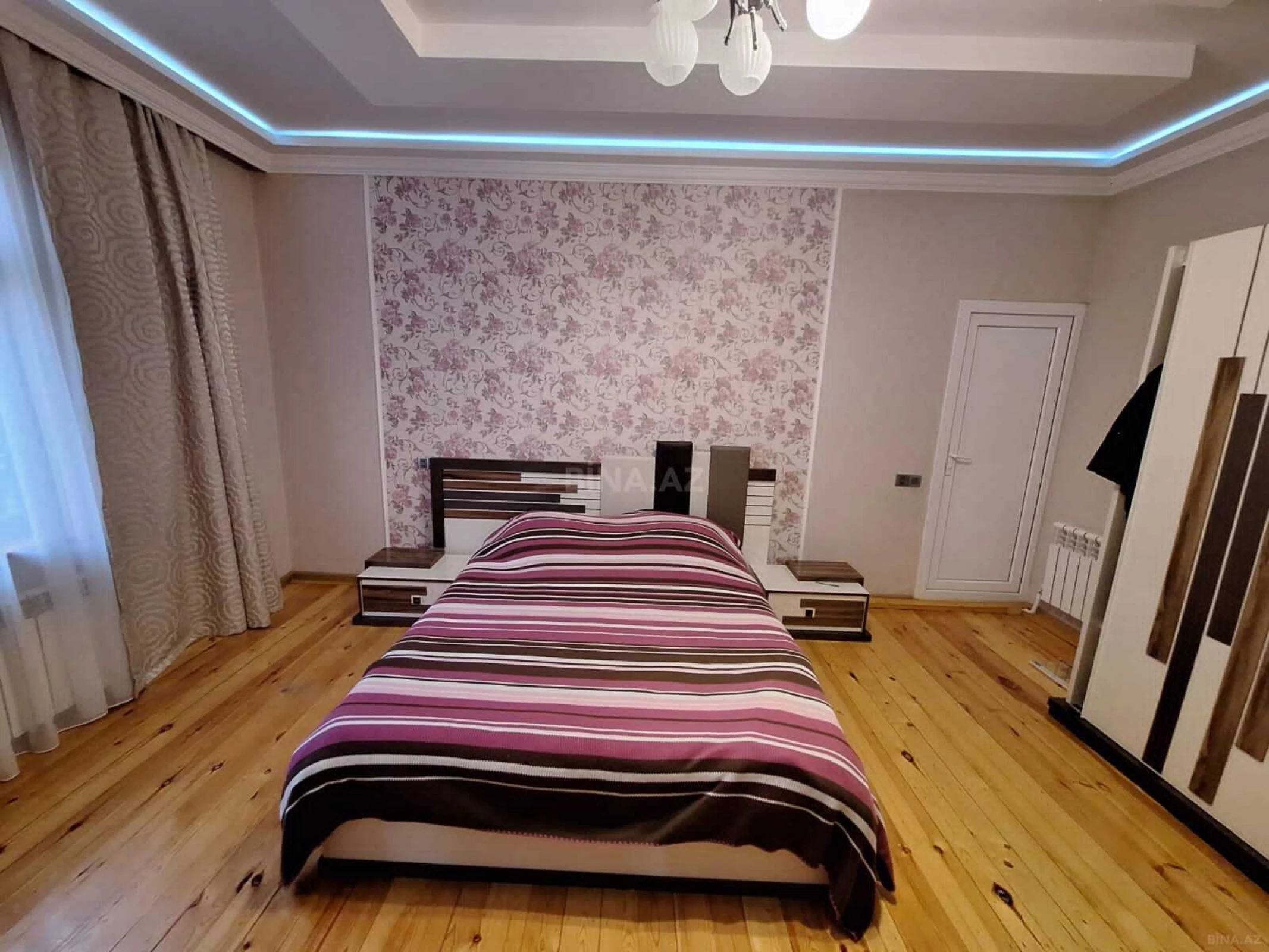 Satılır 6 otaqlı həyət evi 100 m²