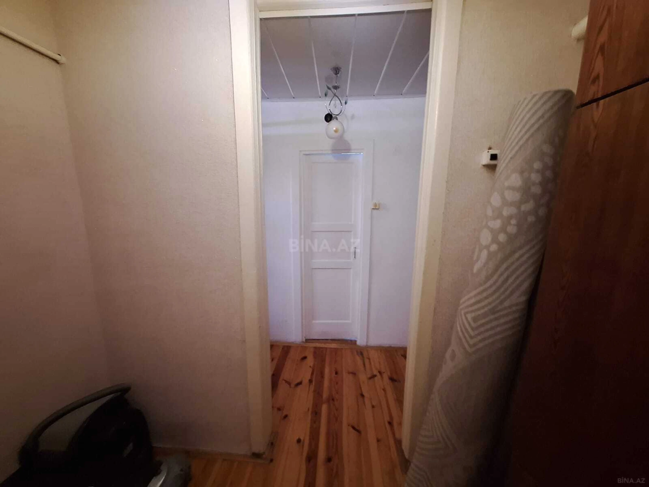 Satılır 6 otaqlı həyət evi 100 m²