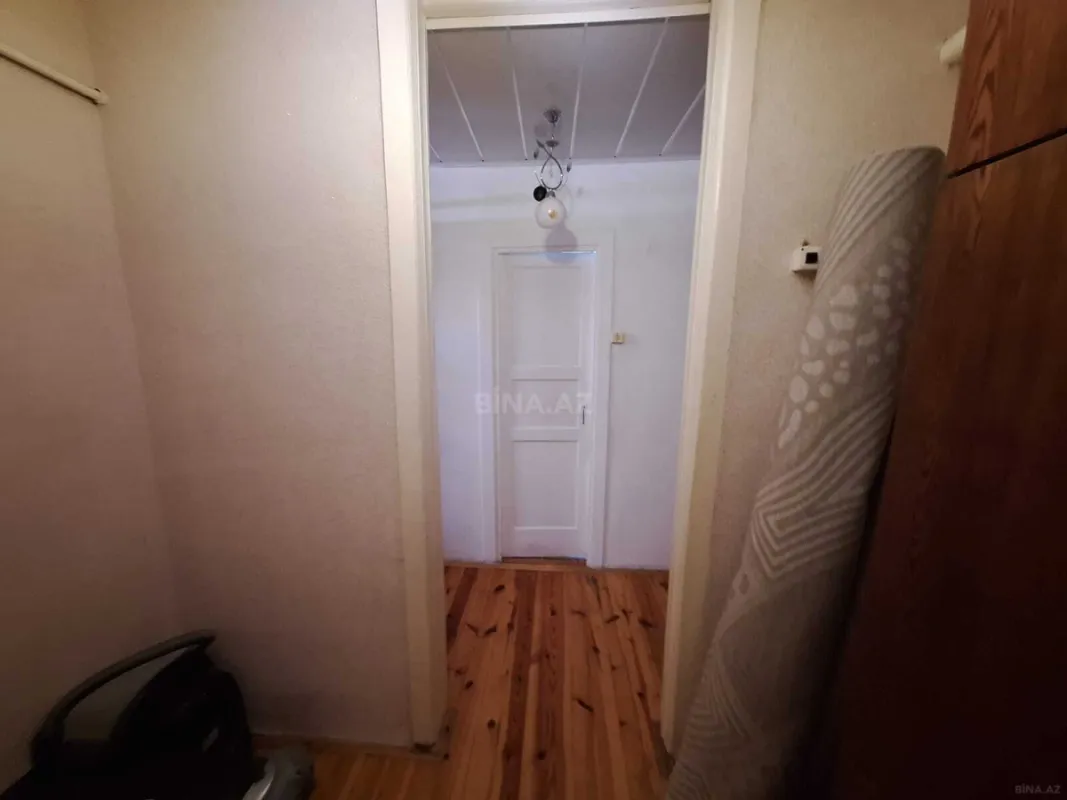 Satılır 6 otaqlı həyət evi 100 m²