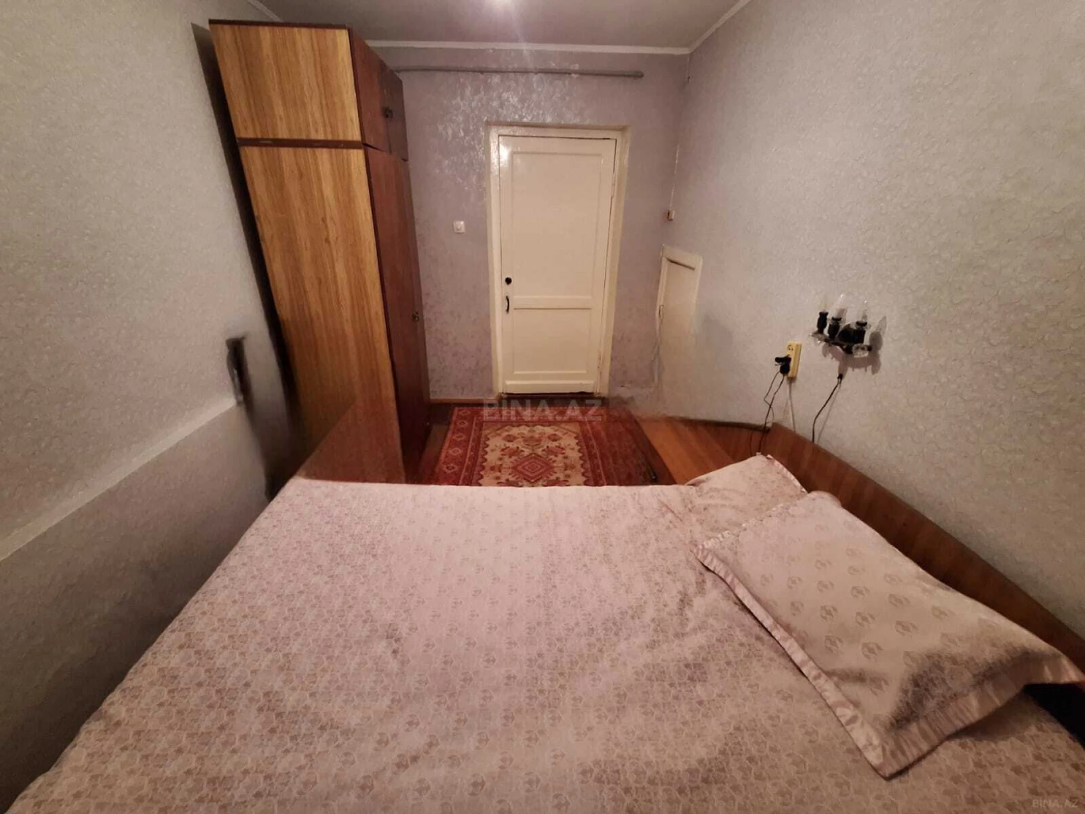 Satılır 6 otaqlı həyət evi 100 m²