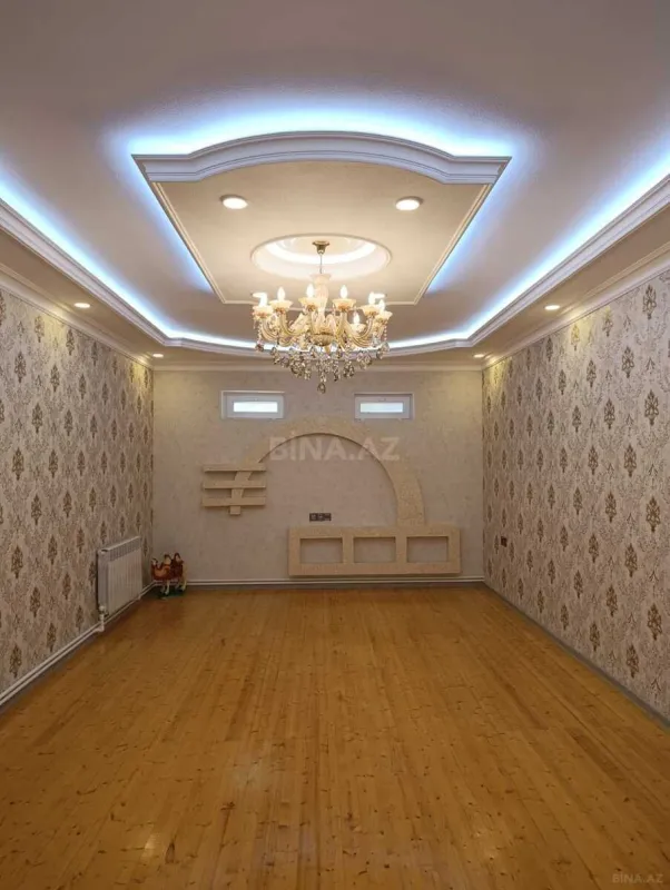 Satılır 5 otaqlı həyət evi 140 m²