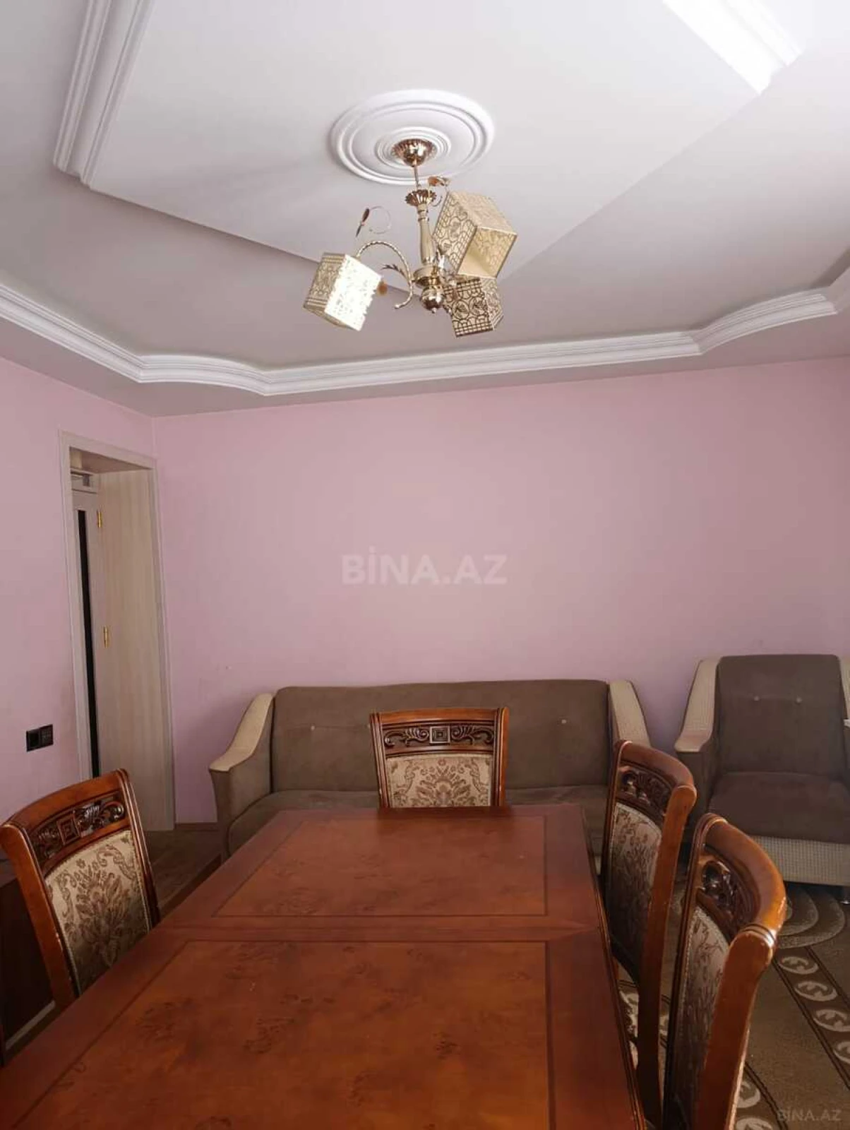 Satılır 5 otaqlı həyət evi 140 m²