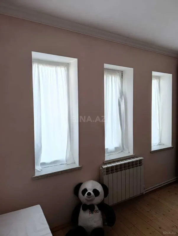 Satılır 5 otaqlı həyət evi 140 m²