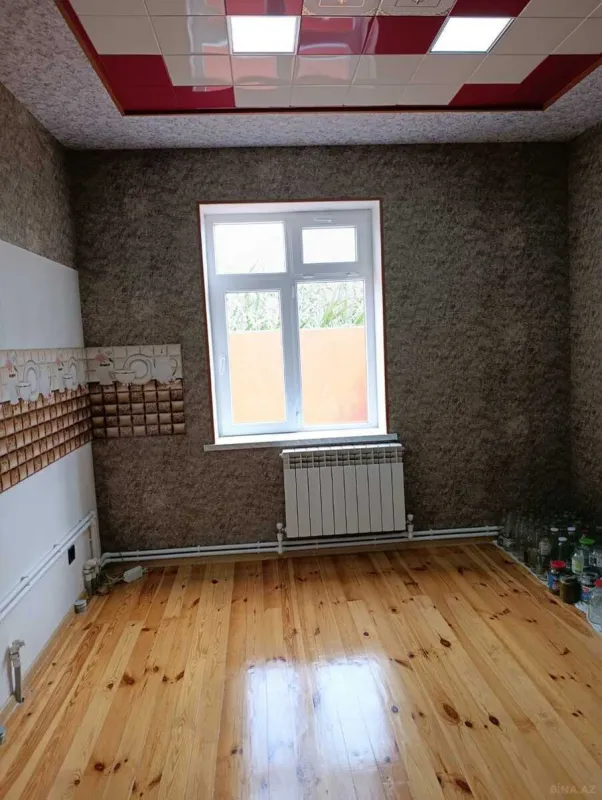 Satılır 5 otaqlı həyət evi 140 m²