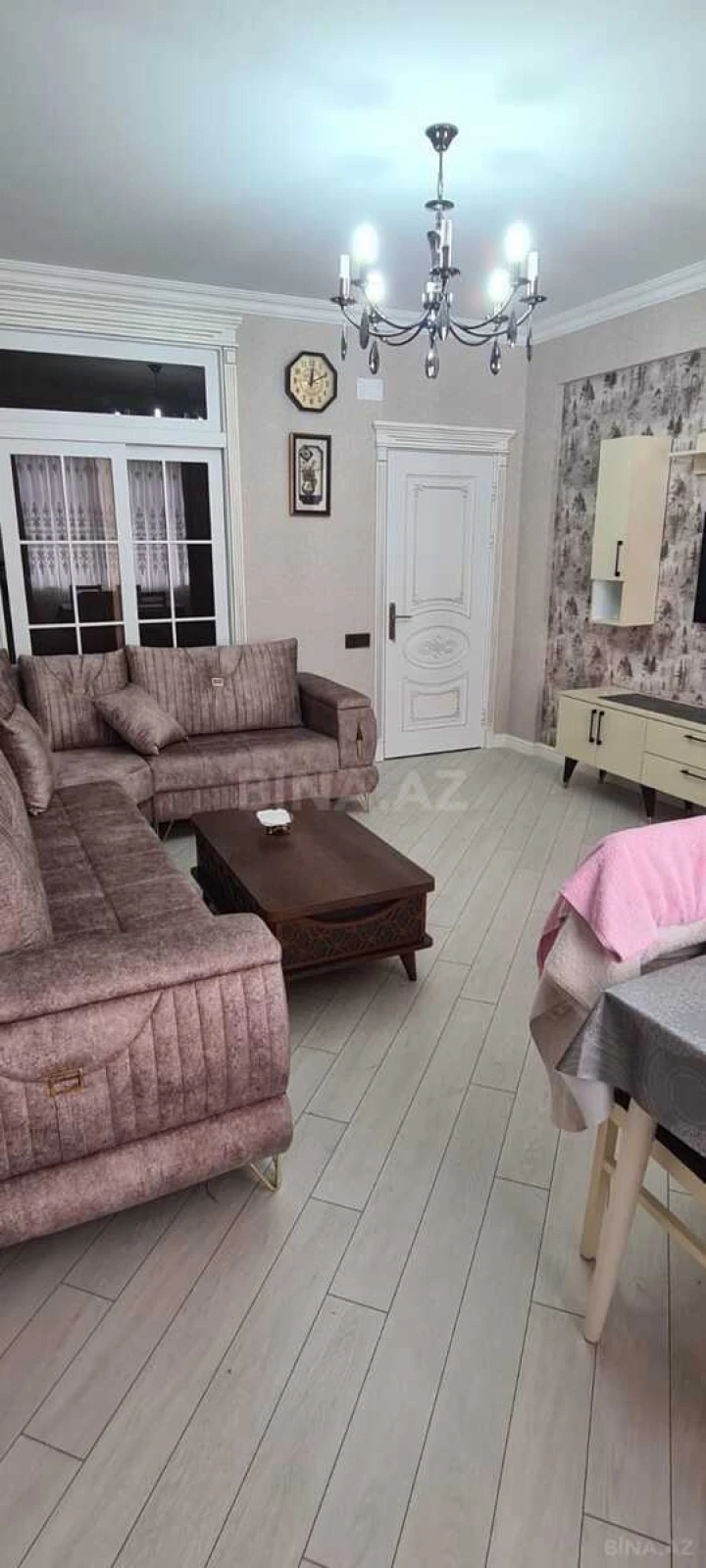 Kirayə verilir 2 otaqlı mənzil 70 m²