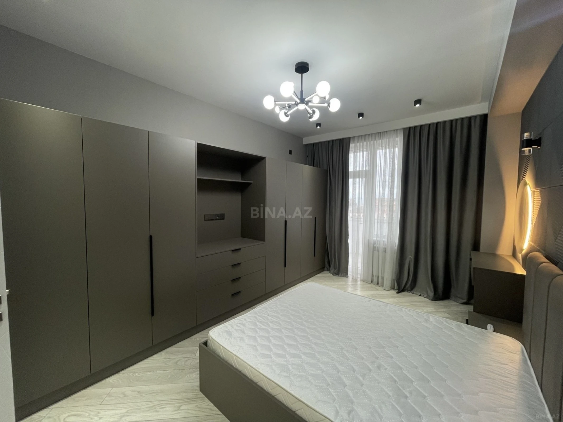 Satılır 3 otaqlı mənzil 90 m²