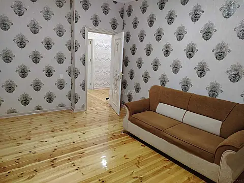 Kirayə verilir 2 otaqlı həyət evi 60 m²