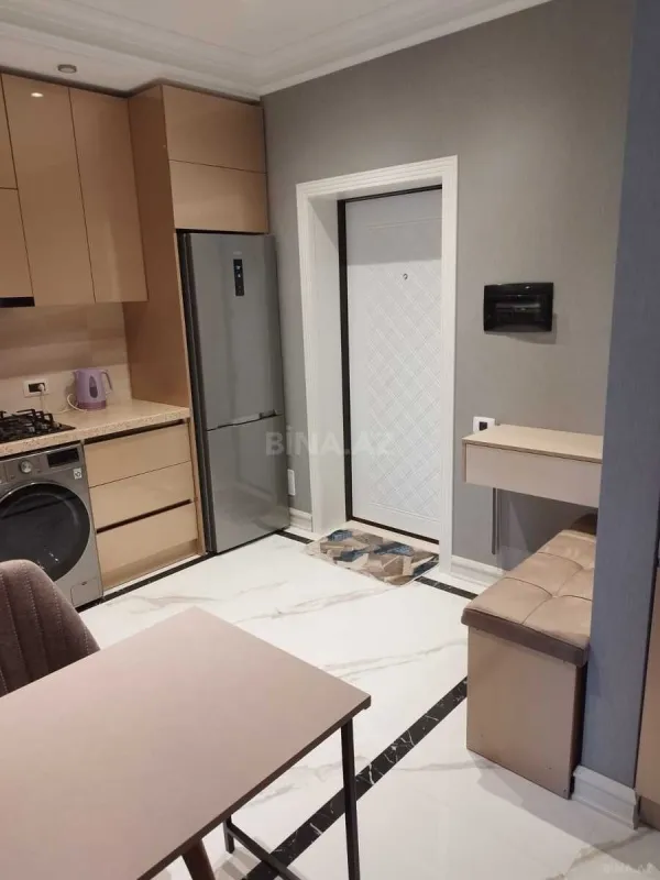 Satılır 2 otaqlı mənzil 72 m²
